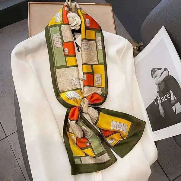 Luxury Horse Pattern Silk Scarf Headband Neckerchief Foulard Female Hair Scarfs Neck Tie Skinny Scarves Decoration Soft Satin 26H0505