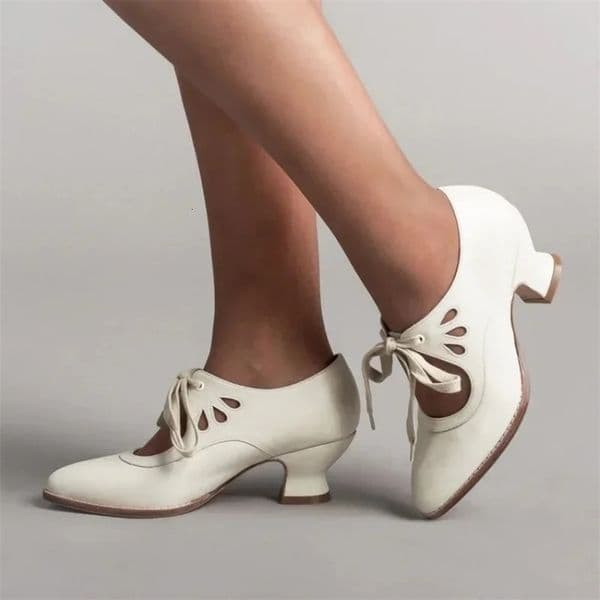 Retro Jane Pumps Woman Vintage Lace Up Low Heel Dress Zapatos Ladies Butterfly Wing Derby Shoes Plus Size 260506
