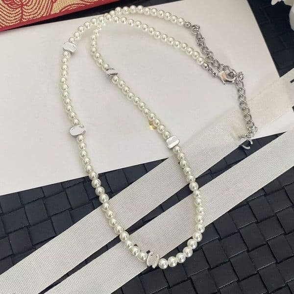 Fashion C Pearl Pendant Long Necklaces Elegant Designer Diamond Pearl Sweater Chain for Women - Wedding Jewelry Necklace Set Charm Lady