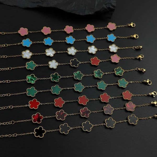 Hot Sale Stainless Steel Plum Blossom Gold Plated Bracelet High Quality Five Leaf Flower Jewelry Simple for Woman Gift Clover Z260506