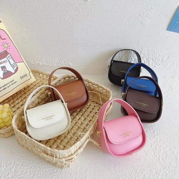 Elegant Mommy-and-Me Set: Stylish Backpacks & Functional Clippable Hair Clips