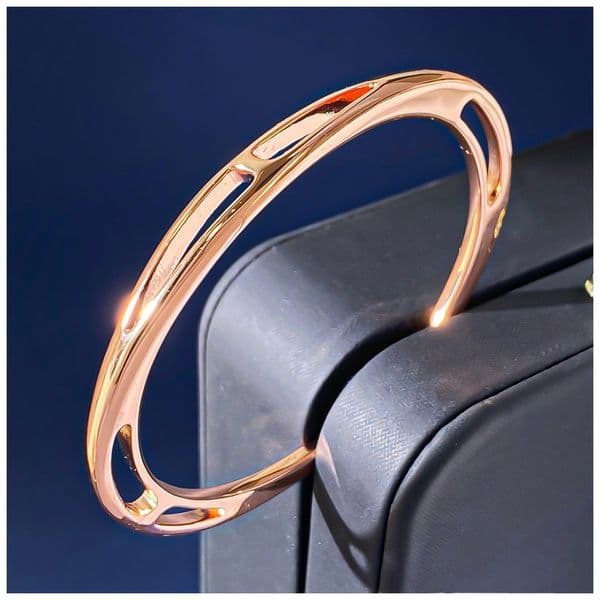 Designer Bracelet Bracelet for Women Pig Nose Minimalist Fashion Bangle Geometric Hollow C Shape Open Bangles Luxury Jewlery