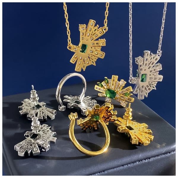 Designer Necklace for Women Geometric Fan Shape Emerald Zircon Diamond Earrings Necklace Ring Set Luxury Jewlery Designer for Women Elegant Timeless