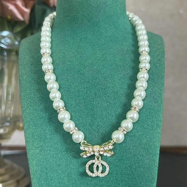 Classic Pendant Necklaces Designer Jewerly Rhinestone Diamond Necklace Jewelry Women Sweater Chain Accessories