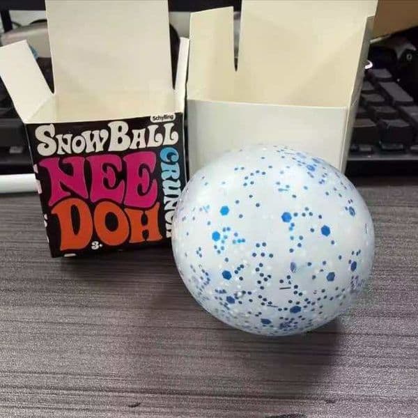 NeeDoh Decompression Toy New Toys squishy Snow Crunch Squeaky Stress Ball for Kids and Adults Y260515