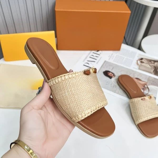 Luxury Designer Shoes Women's Grass Woven Raffia Slide Sandals Flat Summer Casual Slippers with Metal Logo, Non-slip, Breathable, for Beach Vacation Daily Wear Size 35-41
