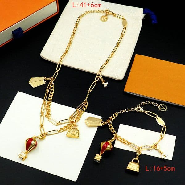 Designer Gold Plated Classical Clover Flowers handbag balloon CZ Pendant Necklaces Bracelet Set carved Stamp Letter Gift L NEW LB0010MLD