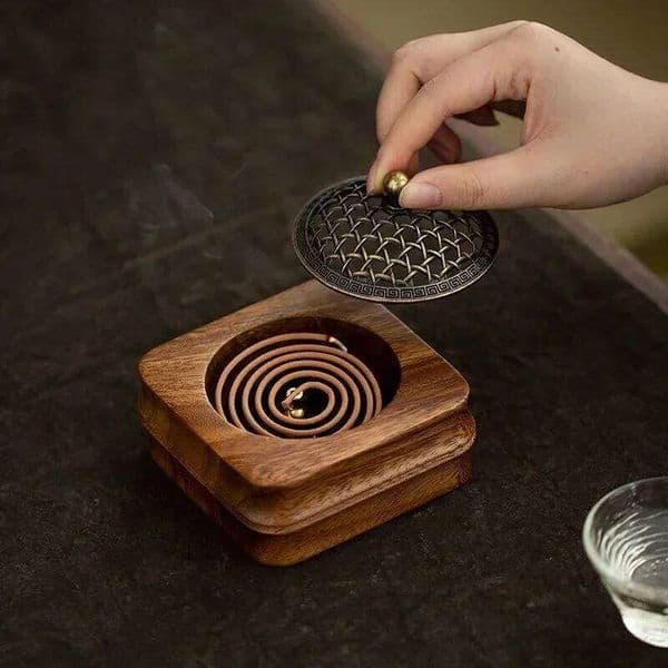 Indoor Sandalwood Holder Walnut Wood Household Moxibustion Base Mugwort Pillar Incense Burner Decoration 26H0508