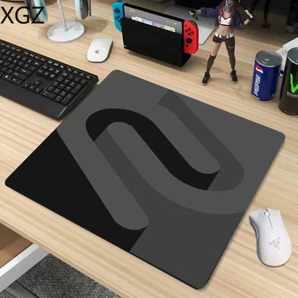 1 mouse pad smooth large black and white gray desk mat carpet game accessories 29x25/40x45cm suitable for professional esportsT260508