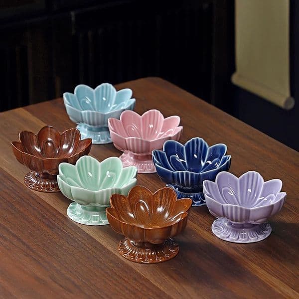 Creative Three-dimensional Lotus Ceramic Fruit Plate Living Room Desktop Candy Biscuit Indoor Plate Sundries Storage Dish Modern 260507