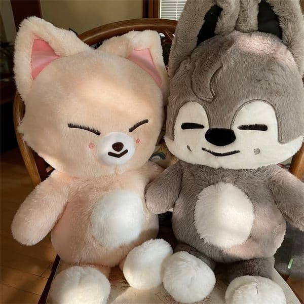 2350cm Skzoo Plush Toy Wolfchan Kawaii Cartoon Stuffed Animal Plushie Doll Large Size Stray kids Sleeping Pillow Gift 260507