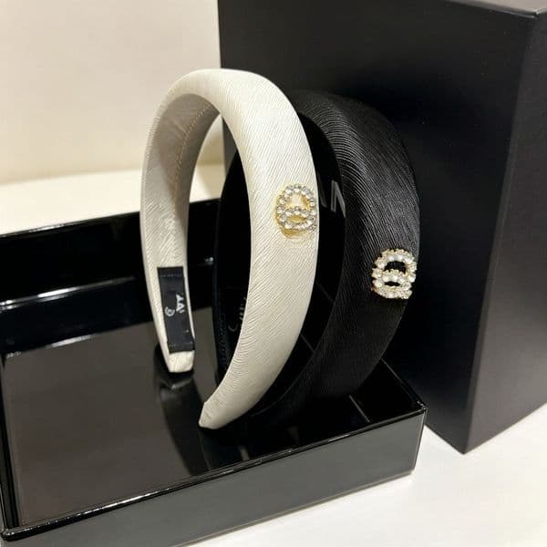Women's Designer Headband Retro Headband High-quality Leather Headband Wide-brimmed Headband