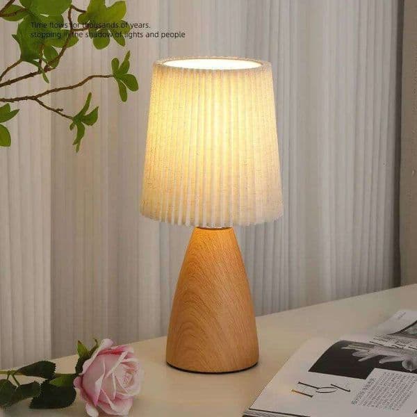 LED Table Retro Bedroom Fabric Pleated USB Study For Home Room Decor Desktop Decorative Ambiance Bedrooms Bedside Desk Lamp S260508