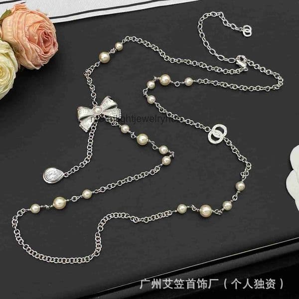 Designer Jewelry channels Necklace Small Double C Bag Pendant Long Pearl Necklace Light Luxury Sweater Chain cc necklace