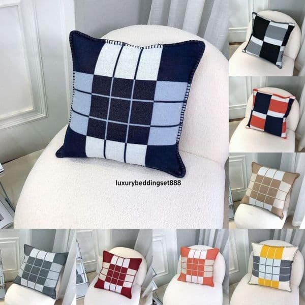 2026 New Designer Cashmere Cushion Letter Case Light Luxury Sleeping Sofa S Free Shipping