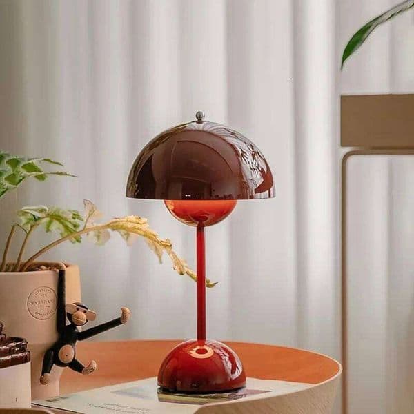 Danish Flower Bud Desk Lamp Nordic Modern Minimalist Bedroom Bedside Study Living Room Decoration LED Reading Table Light S260508