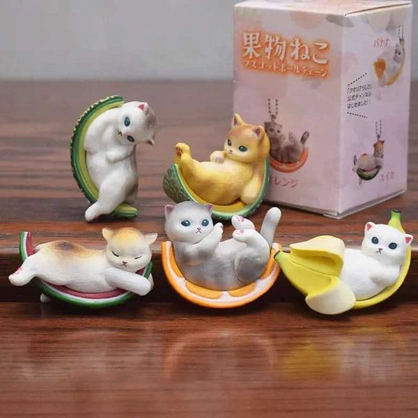 Plump Series Blind Box Hamburger Bread Cat Fruit Action Figures Kawaii Desktop Decoration Trendy Toy Birthday Gifts L260509ZCQF