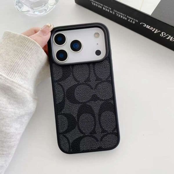 Coach Designer Coacher Case 17 Pro Max Golden Badge Luxury Iphone Case With For Iphone 16 Promax Cases Coachphone Cell Phone Cases Leather Mobile Cover Z260527
