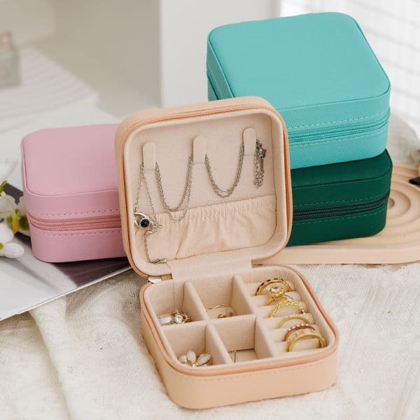 Portable Jewelry Storage Boxes Candy Colors Travel Storage Organizer Jewelry Case Earrings Necklace Ring Jewelry Organizer Display Box 0411