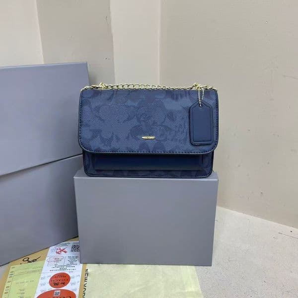 designer Luxurys shoulder totebag 10A Designer Bags mini crossbody Women Classic Old Flower bag Casual Handbag Chain Half Moon Bag