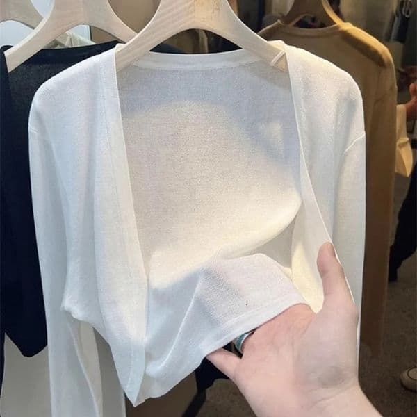 Short Ice Silk Knitted Sun Protection Cardigan Womens Thin Summer Suspender Skirt Layered Gauze Jacket Air-conditioned Cover Up 260413BJ