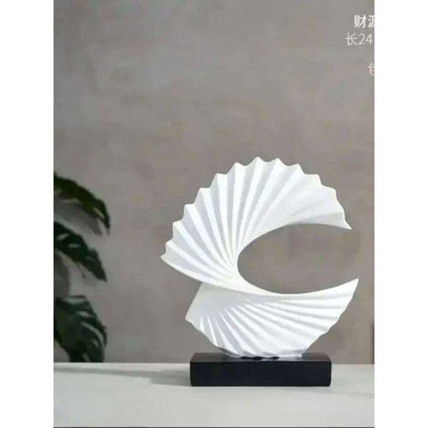 Modern Decor Abstract Resin Sculpture Art Golden Statue Living Room Home Office Desk Decoration Accessories 26W05011