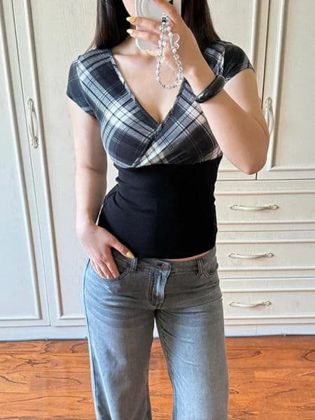 Retro Cross Vneck Short Sleeved Tshirt for Womens Summer n Plaid Patchwork Crop Top Slim Sexy Y2k Clothes Tee Shirt 260511