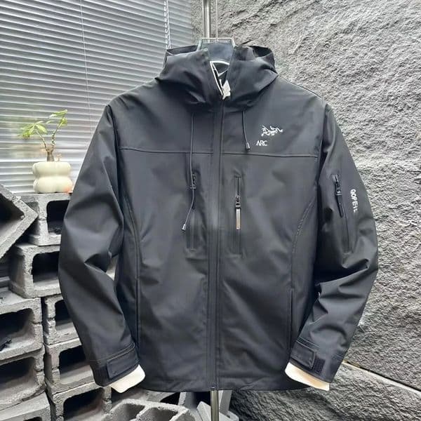 Artery Mens Hooded Arcteyxliis Jacket Windbreaker Goretex Coat Designer Zipper Sweatshirt Atom LT Waterproof Cotton Clothing ARCS Terryx Jackets 304
