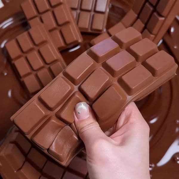 Squishy Simulated Chocolate Squeeze Toy PU Soft and Slow Rebound Fidget Toys Stress Relief Toy Sensory Squeeze Toys for Adults Z260511