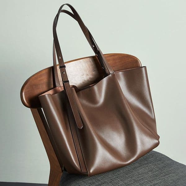 Large-capacity soft leather tote bag for women - sophisticated and simple shoulder bag