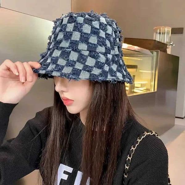 New Korean Style Denim Blue Plaid Bucket Hat For Women Summer Outdoor Luxury Designer Hat SunShade Checked Cap Party Gift L260511