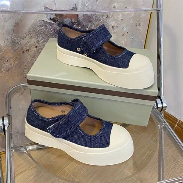 2026fashion M designer shoes Mary Jane Velcro cookie shoes women s casual shoes new cowhide big toe board shoes