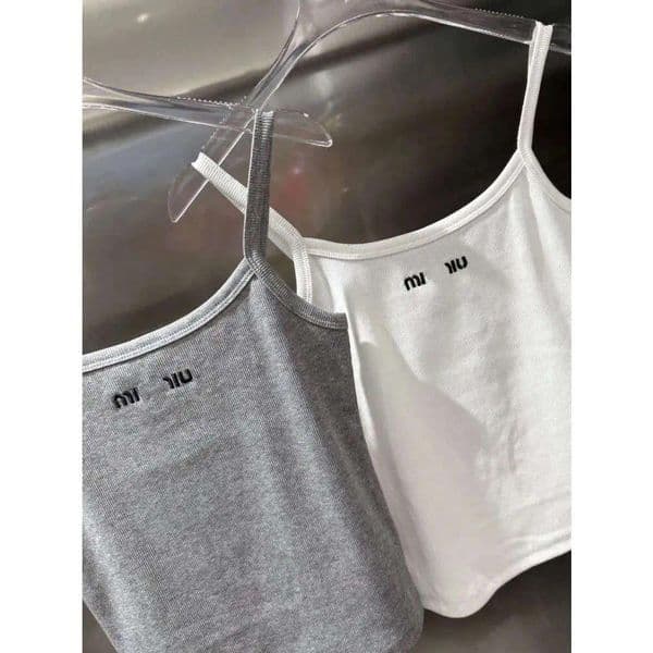 Mm Vest Summer Womens Tank Tops Luxury Designer Tanks Women Sleeveless Camis Shirt Short Tee Embroidery Woman Teeshirts Tshirts Lady Backless Clothing Tops 277