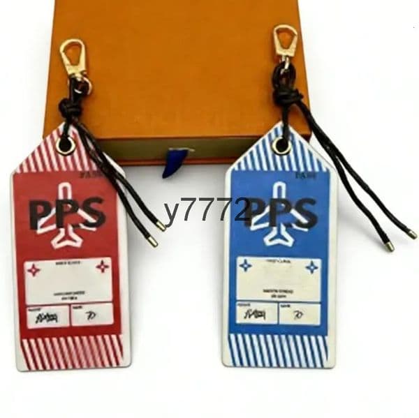 Designers Key Chains Boarding Pass Keychains Bag Charm Letters Designers Keychain Top Car Key Chain Women Buckle Jewelry Keyring Bags Pendan With box
