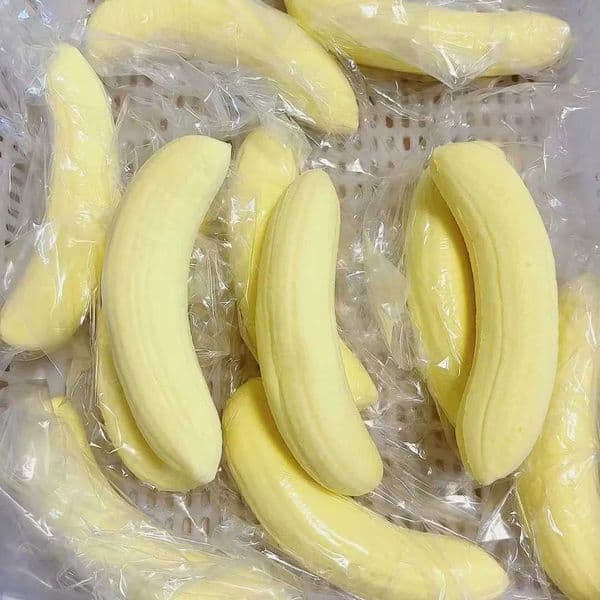 Soft Wet Feel Banana Slow Rebound Squishy Relaxing Kneading for Stress Relief H260512