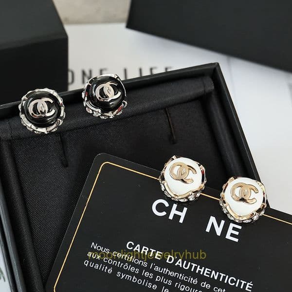 Designer Jewelry cc earrings round letter earrings exquisite layered fashionable womens earrings S925 silver pins channels earrings