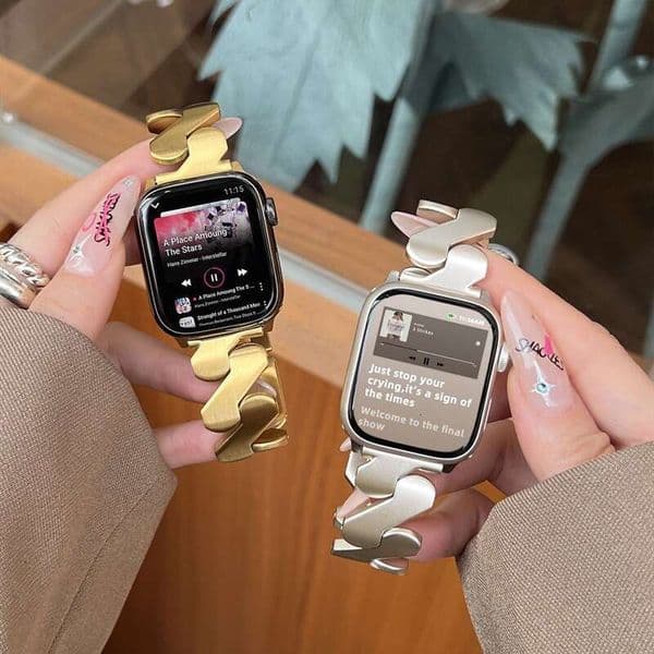 "Quicksand" Brushed Wave Metal Strap Watch, suitable for Apple Watch S9, high-end women's iWatch 10
