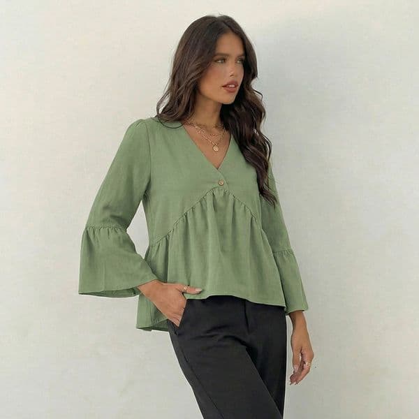 European And American Retro V-neck Shirt Designer Hoodie 2026 New Model Polo Shirt Independent Station Designer Shirt Women's Pullover Blouse