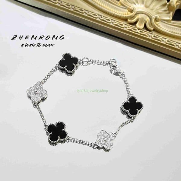 Cleef Bracelet Five-flowered Panda Clover Bracelet with Black Agate Flower for Women