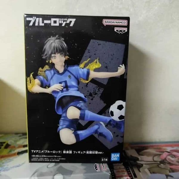 Original Bandai BLUE LOCK Bachira Meguru Isagi Yoichi Anime Action Figures Collection Ornaments Figure Toys Birthday Gift 16cm L260513