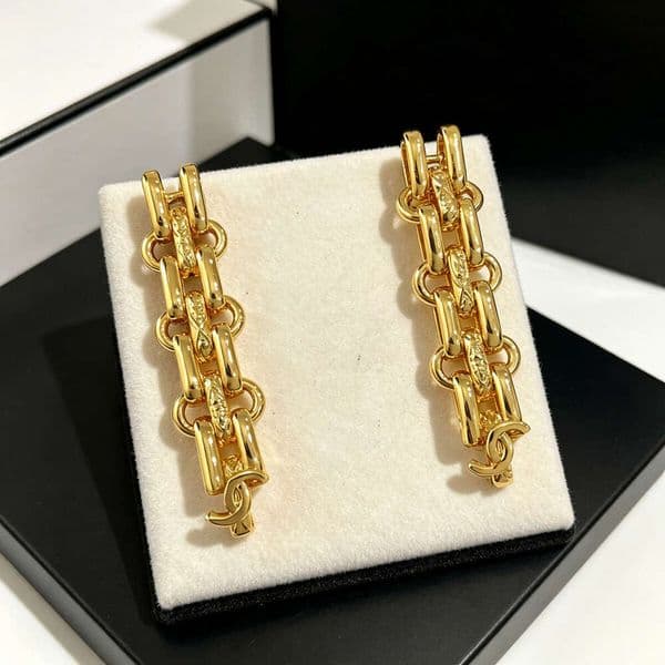 European and American cross-border trendy versatile accessories, 26 new styles of -inspired tassel earrings, direct from the factory
