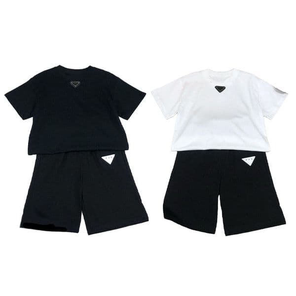 Designer Childrens Clothing Collection Letter Pattern Brand Baby Boys Girls Clothing Sets Fashion Short Sleeve Pure Cotton Sets Size 90cm-160cm