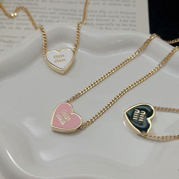 Letter love Heart enamel pendant necklace designer Jewelry cute Stainless chain Luxury exquisite necklace elegant fashion Classic necklaces l4T0#