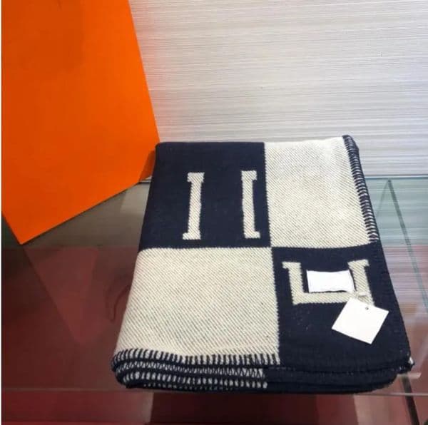 Luxury Designer Decor H Letter Cashmere Soft Scarf Shawl Portable Warm Plaid Sofa Bed Wool Knit Blanket 140-170Cm room Decoration For Home 9 thumbnail 2