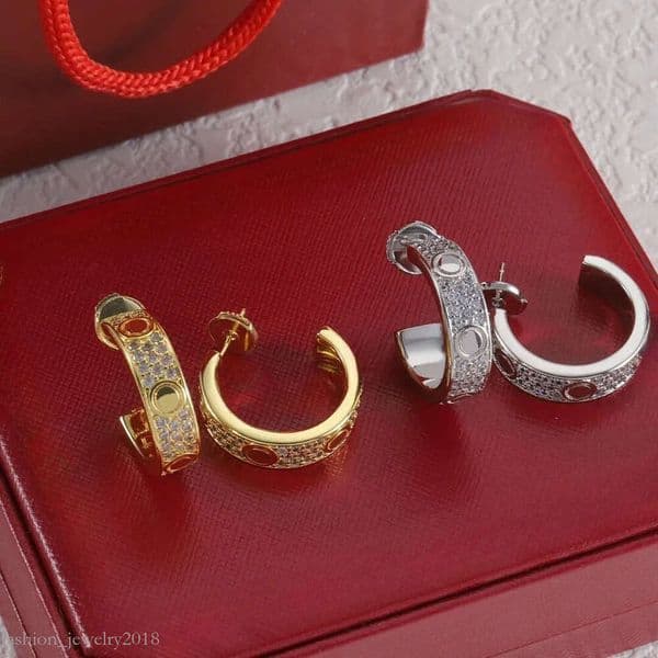 CX705uahs1 Classic Fashion Exquisite Earrings ear studs Letter Bracelet for women girls Designer Jewelry set Necklace Bracelets Valentine's Day Birthday