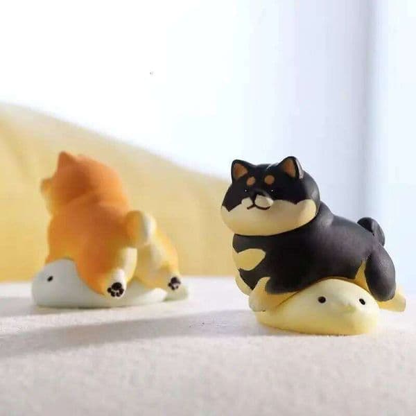 New Firewood Blind Box Dog Unwilling To Go Home Corgi Bomei Action Figure Cute Desktop Decoration Holiday Birthday Gift W260514