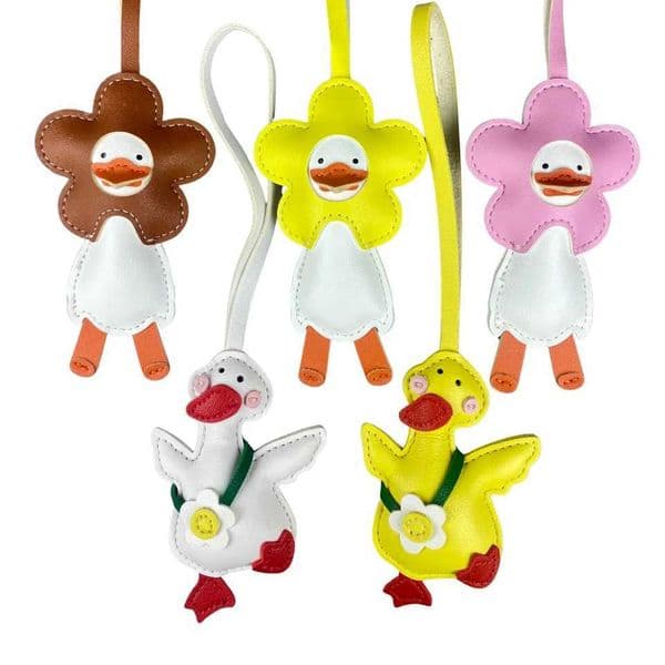 Handmade Leather Duck Charms - Flower Duck Charms-Animal Bag Accessories for Gifts-PU Leather-Perfect For Women/Kids L260513
