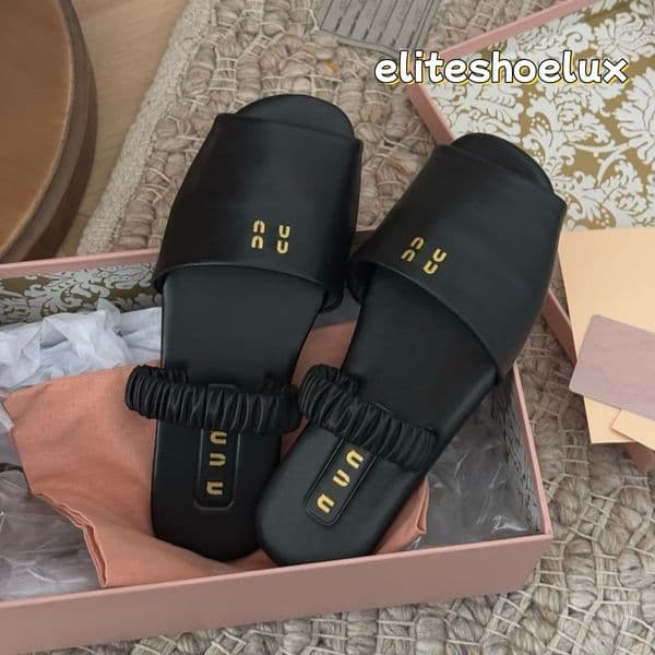 Designer Ruched Strap Slide Sandals for Women Flat Leather Slippers with Gold Logo Elegant Style Summer Slides in Black & Brown