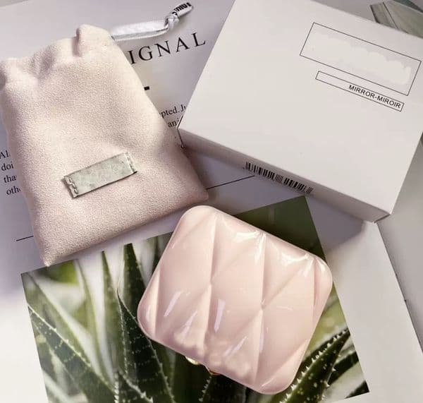 Luxury Classic Designer Compact Mirrors Double Facettes Square Face 2 Times Magnifying Blue Pink DUO Makeup Mirror With Dusk Bag Make Up Cosmetics Beauty Tool