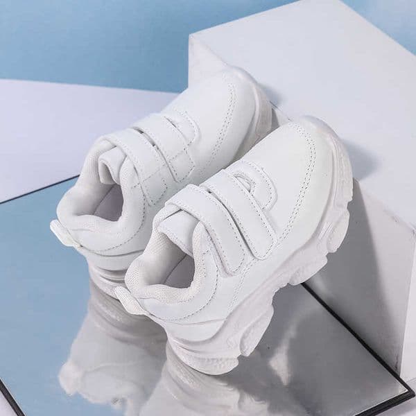 Boys and girls white sneakers spring 2026 new model dad shoes medium and large childrens leather white sports shoes childrens footwearL260514IRJI